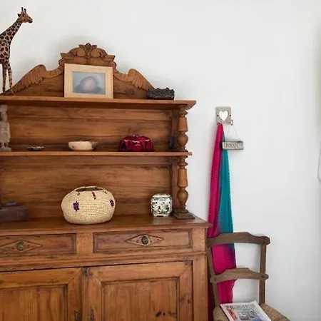Bed & Breakfast At No3 *